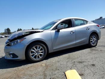  Salvage Mazda 3