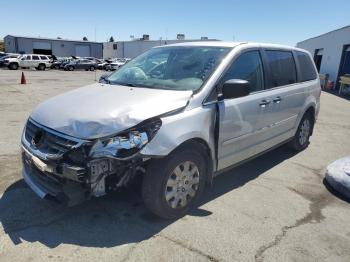  Salvage Volkswagen Routan