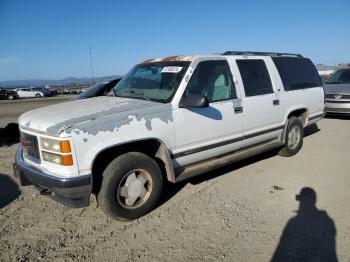  Salvage GMC Suburban