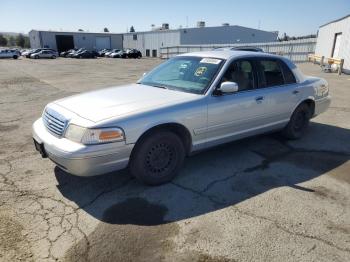  Salvage Ford Crown Vic