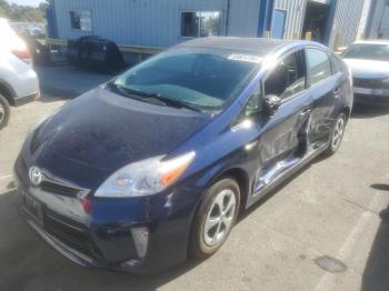  Salvage Toyota Prius