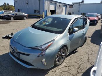  Salvage Toyota Prius