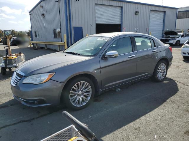  Salvage Chrysler 200