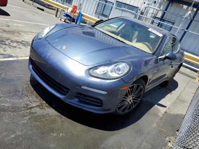  Salvage Porsche Panamera