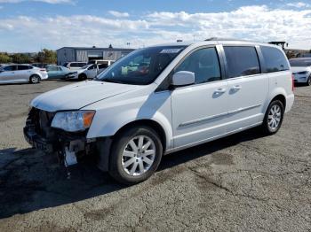  Salvage Chrysler Minivan