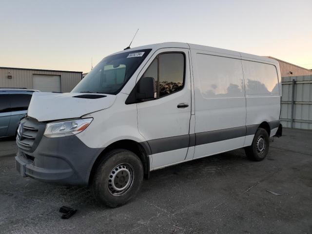  Salvage Mercedes-Benz Sprinter