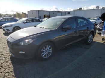  Salvage Mazda 3