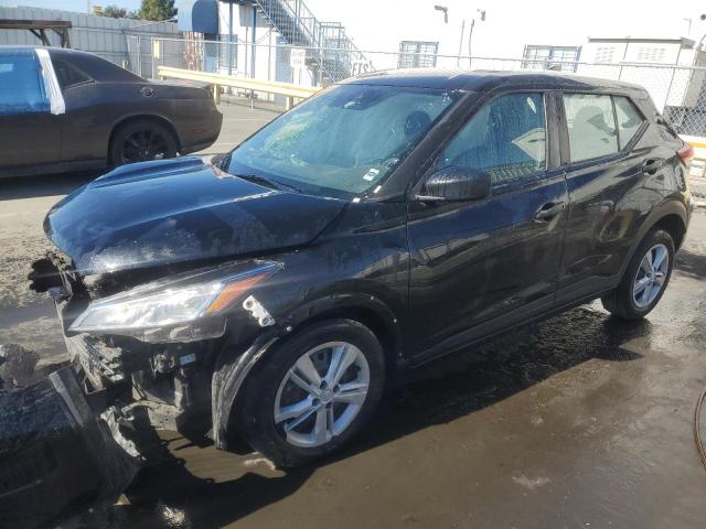  Salvage Nissan Kicks