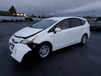  Salvage Toyota Prius