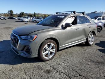  Salvage Audi Q3