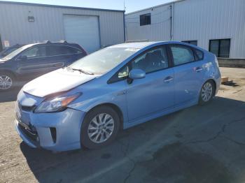  Salvage Toyota Prius