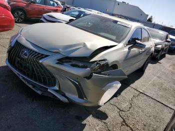  Salvage Lexus Es