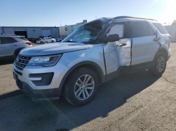  Salvage Ford Explorer