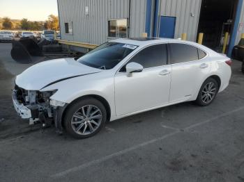  Salvage Lexus Es