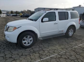  Salvage Nissan Pathfinder