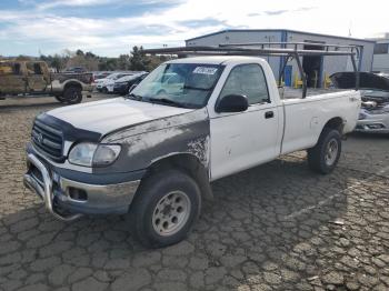  Salvage Toyota Tundra