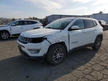  Salvage Jeep Compass