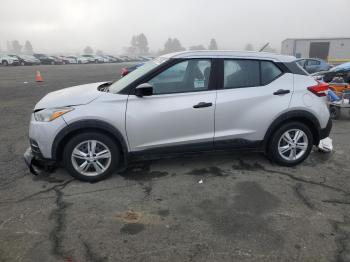  Salvage Nissan Kicks