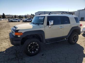  Salvage Toyota FJ Cruiser