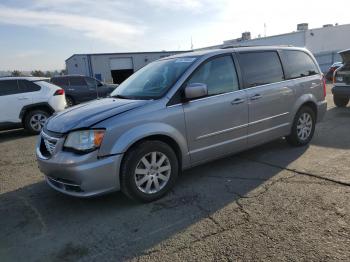  Salvage Chrysler Minivan