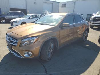  Salvage Mercedes-Benz GLA