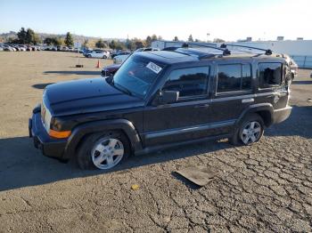  Salvage Jeep Commander