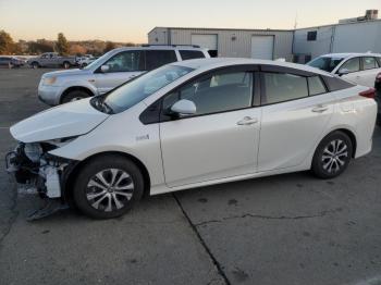  Salvage Toyota Prius