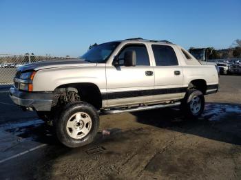  Salvage Chevrolet Avalanche