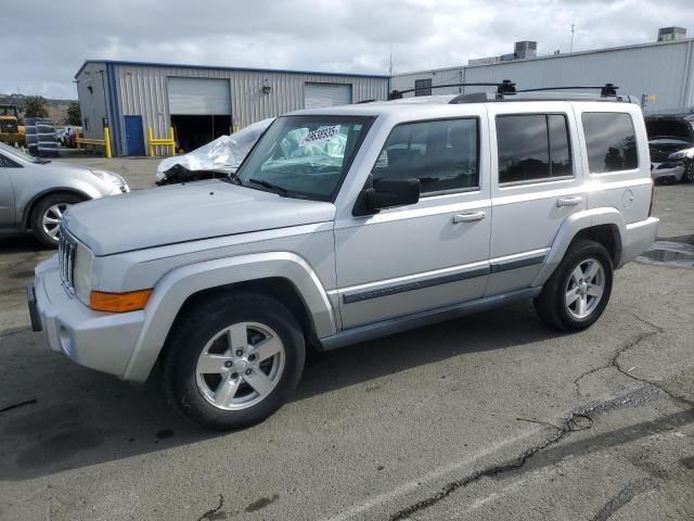  Salvage Jeep Commander