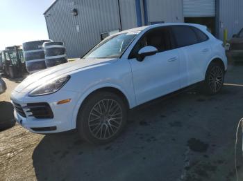  Salvage Porsche Cayenne