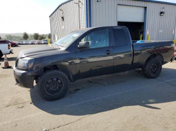  Salvage Nissan Titan