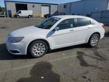  Salvage Chrysler 200