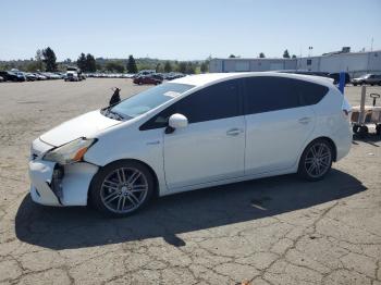  Salvage Toyota Prius