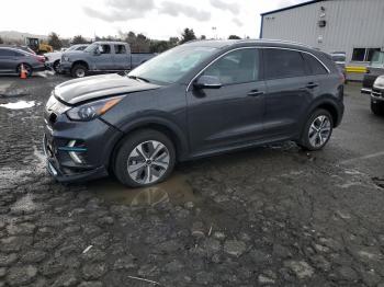  Salvage Kia Niro