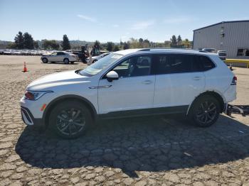  Salvage Volkswagen Tiguan
