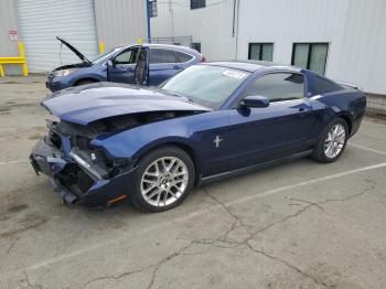 Salvage Ford Mustang