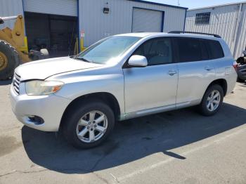  Salvage Toyota Highlander