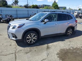  Salvage Subaru Forester