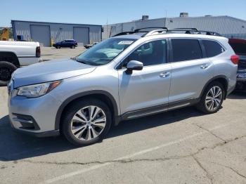  Salvage Subaru Ascent