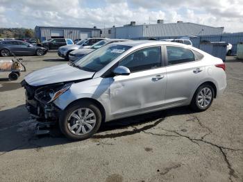  Salvage Hyundai ACCENT