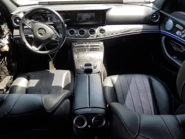 Mercedes-Benz E-Class 300 Image 6