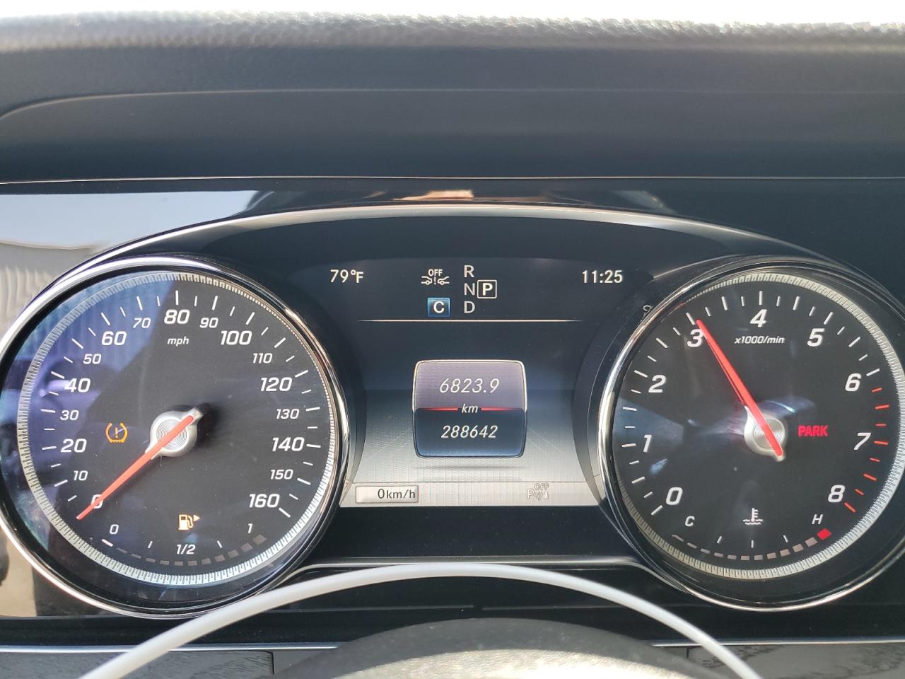 Mercedes-Benz E-Class 300 Image 7