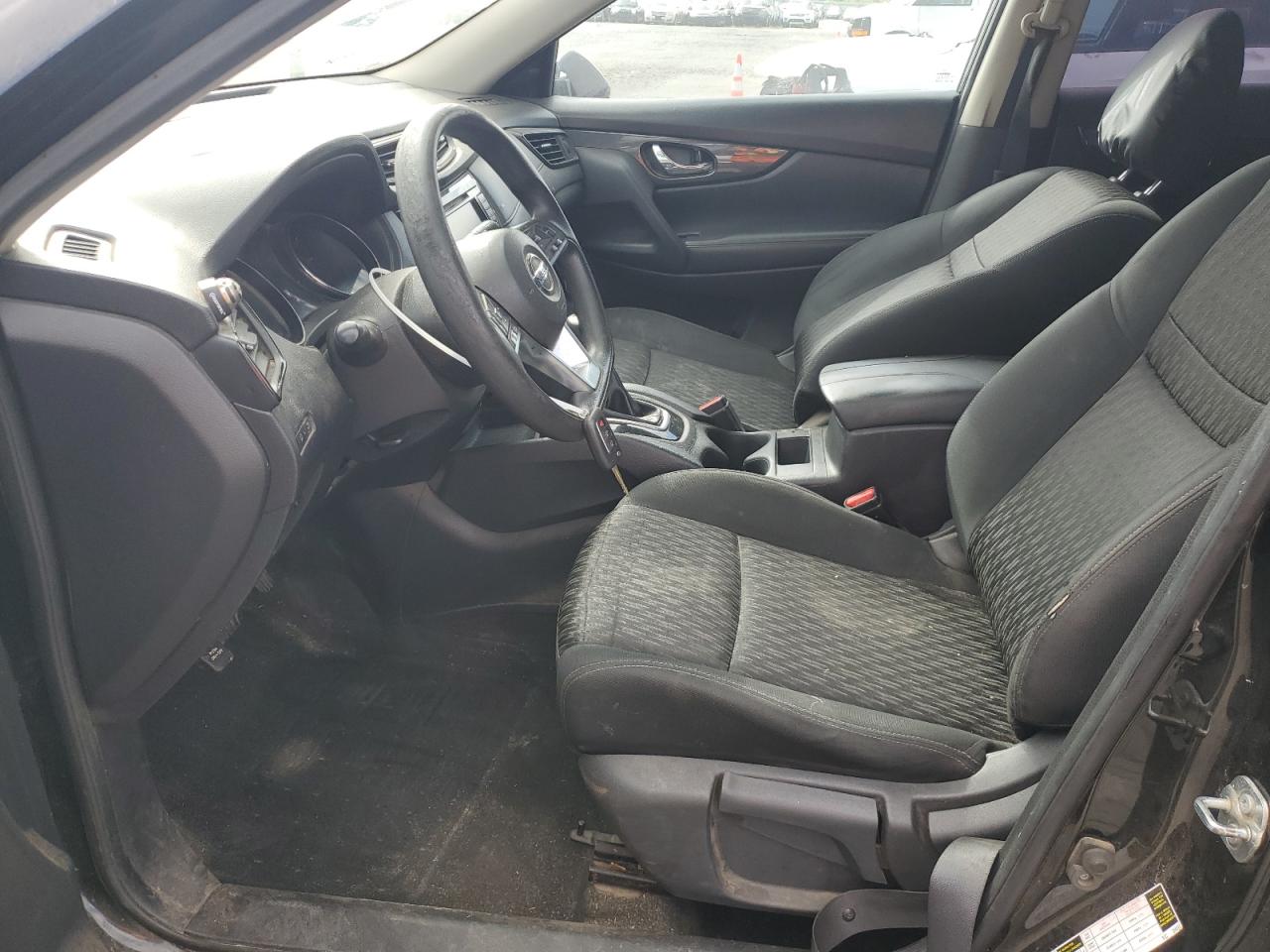 Nissan Rogue S Image 5