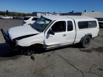  Salvage Toyota Tacoma