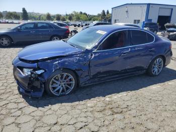  Salvage Alfa Romeo Giulia