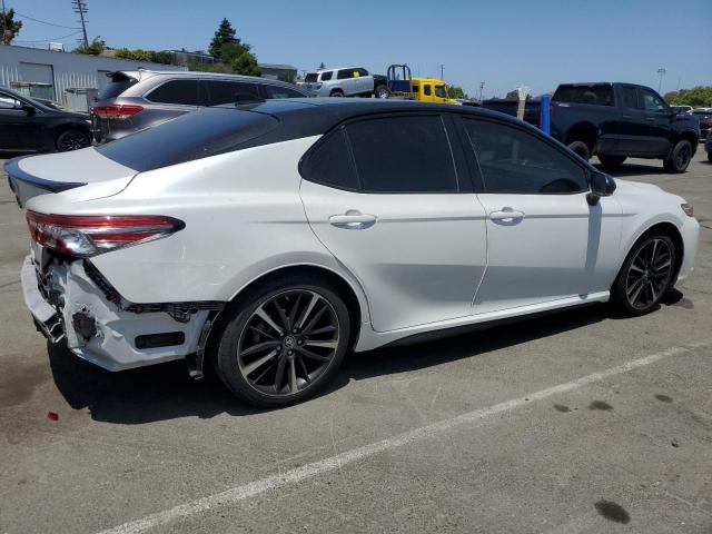 Toyota Camry Xse Image 2