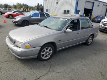  Salvage Volvo S70