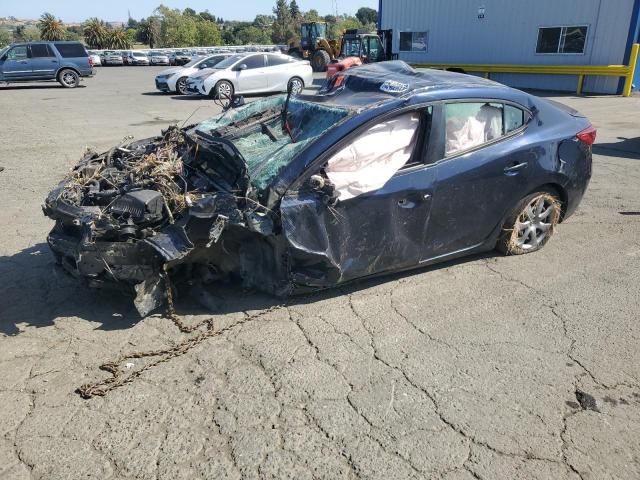  Salvage Mazda 3
