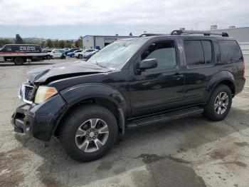  Salvage Nissan Pathfinder