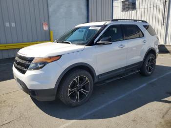  Salvage Ford Explorer